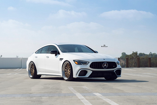 Фото дисков Anrky RS1 Глянцевое темное золото на Mercedes-Benz AMG GT I