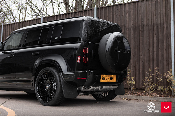 Фото дисков Vossen HF-8 Черный глянец на Land Rover Defender II