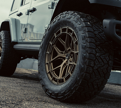 Фото дисков Vossen HFX-1 (5-Lug) на Jeep Wrangler IV (JL)