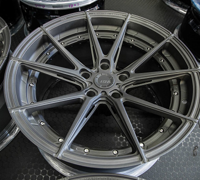 ADV.1 ADV5.2 M.V2 Advanced Series