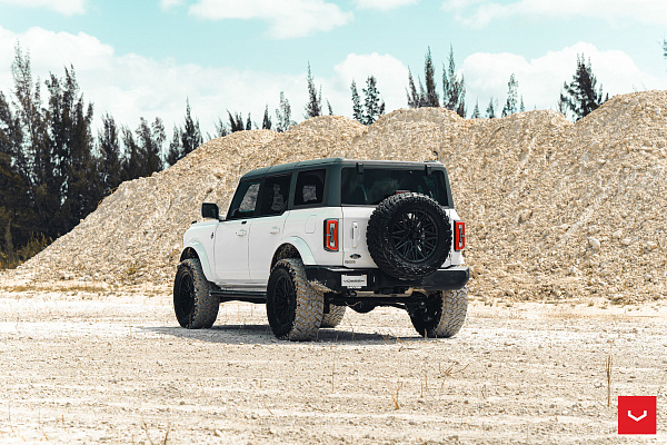 Фото дисков Vossen HF6-5 Черный сатин на Ford Bronco