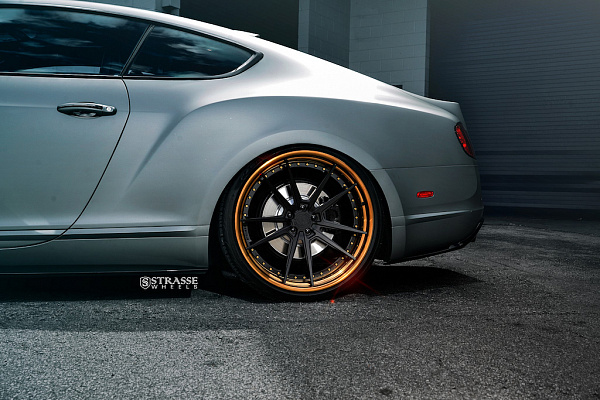 Фото дисков Strasse Wheels SV1 Deep Concave FS Другой цвет на Bentley Continental GT I