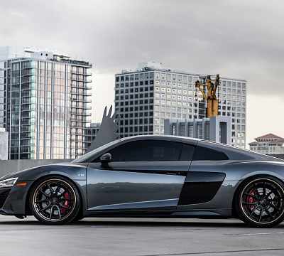 Фото дисков Strasse Wheels SV5 Deep Concave FS на Audi R8 (4S)