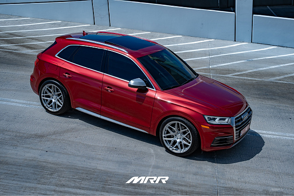 Фото дисков MRR FS01 Серебро на Audi Q5 (FY)