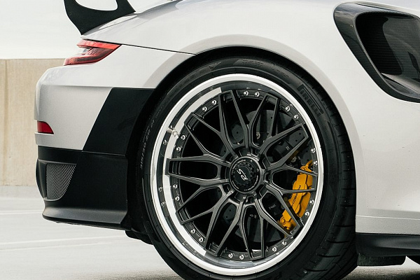 Фото дисков Anrky RS1 Черный глянец на Porsche 911 VII