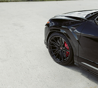 Фото дисков Vossen M-X6 на Lamborghini Urus