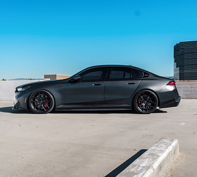 Фото дисков MV Forged MVF-5 на BMW 5/M5 (G60/G90)