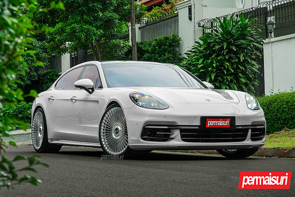 Фото дисков Vossen S17-16 Глянцевый лак на Porsche Panamera II