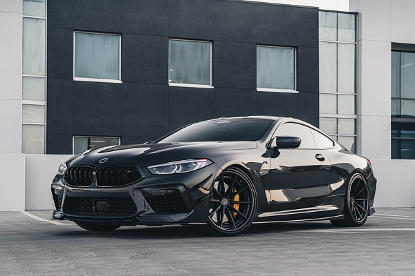 Фото дисков Brixton Forged R11-R Черный сатин на BMW 8/M8