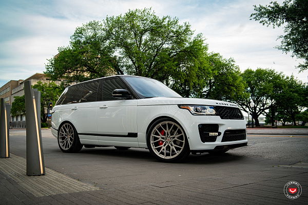 Фото дисков Vossen M-X3 Глянцевый тонированный лак на Land Rover Range Rover IV