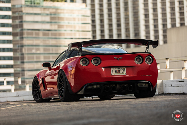 Фото дисков Vossen M-X2 Черный сатин на Chevrolet Corvette C6