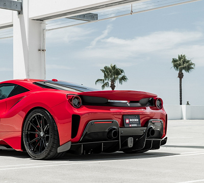 Фото дисков HRE P104SC на Ferrari 488
