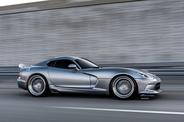 Фото дисков Strasse Wheels SM6R Deep Concave FS Глянцевый лак на Dodge Viper