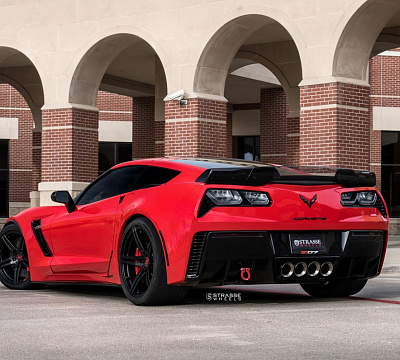 Фото дисков Strasse Wheels SP5R Deep Concave Monoblock на Chevrolet Corvette C7
