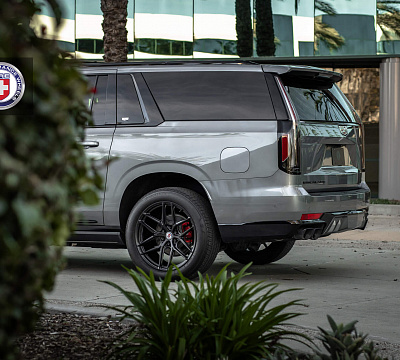 Фото дисков HRE P161SC на Cadillac Escalade V