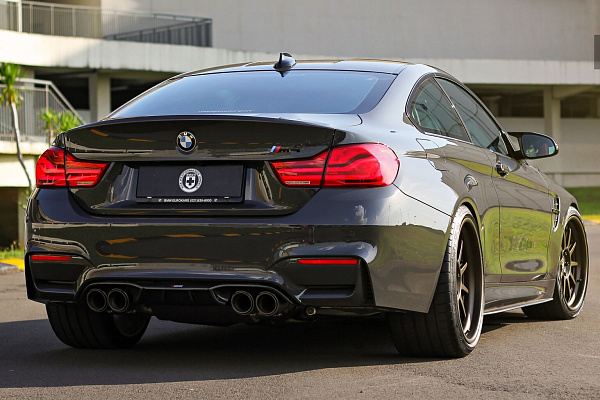 BMW M4