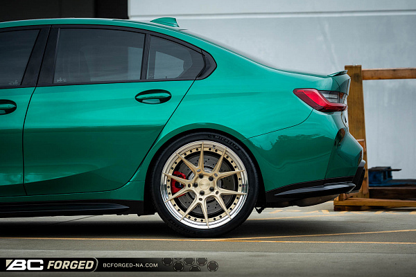 Фото дисков BC Forged HCA165 Сатиновая шампань на BMW 3/M3 (G2x/G80)