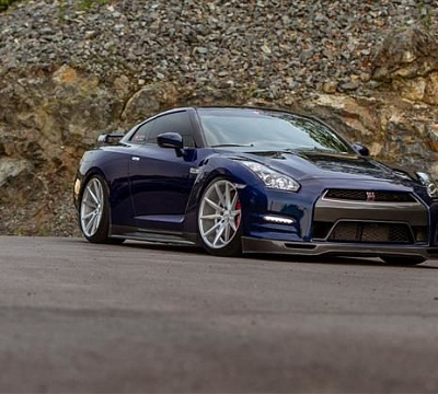 Фото дисков Vossen VFS-1 на Nissan GT-R