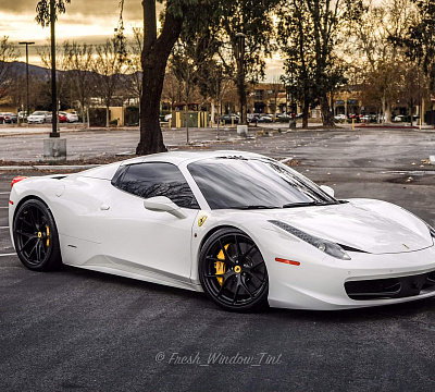 Фото дисков HRE P101 на Ferrari 458