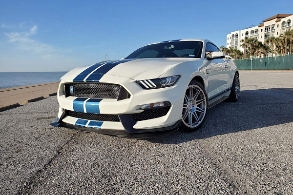 Фото дисков HRE 301M Глянцевый лак на Ford Mustang VI