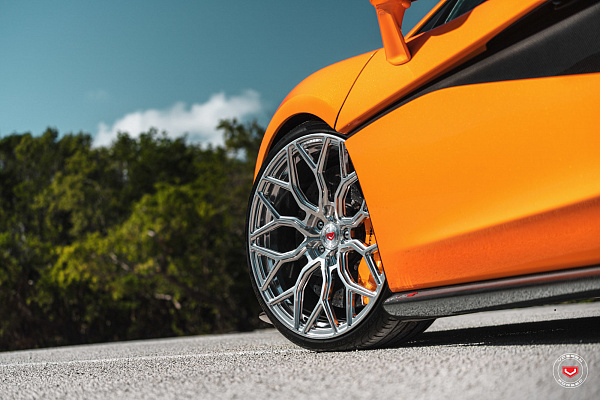 Фото дисков Vossen S17-01 Полированный лак на McLaren 570S
