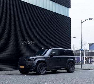 Фото дисков Brixton Forged TR21 AERO1 на Land Rover Defender II