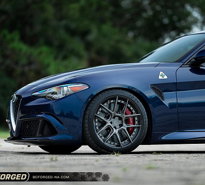 Фото дисков BC Forged HCA381 на Alfa Romeo Giulia II (952)