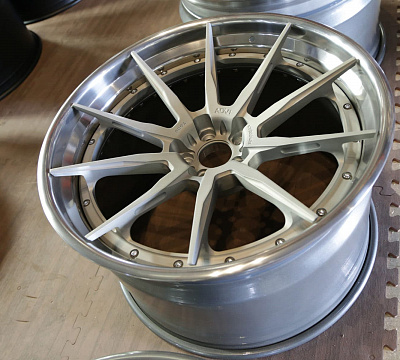 ADV.1 ADV10 Track Spec CS