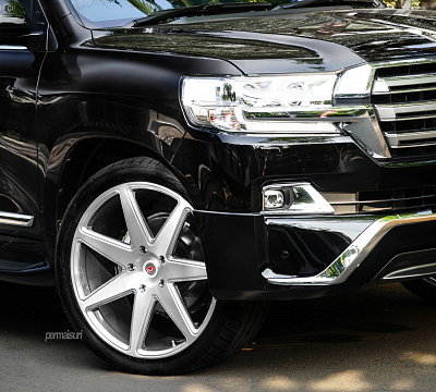 Фото дисков Vossen CG-207 на Toyota Land Cruiser 200