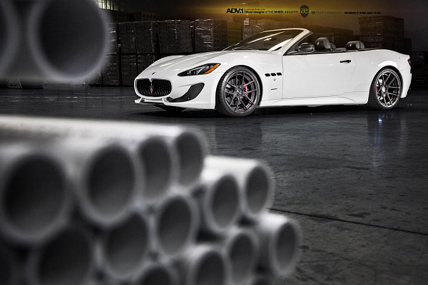 Фото дисков ADV.1 ADV5.0 M.V2 SL Глянцевый темный лак на Maserati GranTurismo I