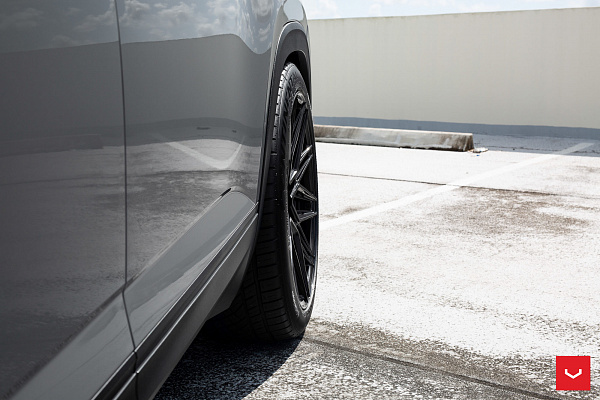 Фото дисков Vossen HF-7 Черный глянец на Volkswagen Atlas
