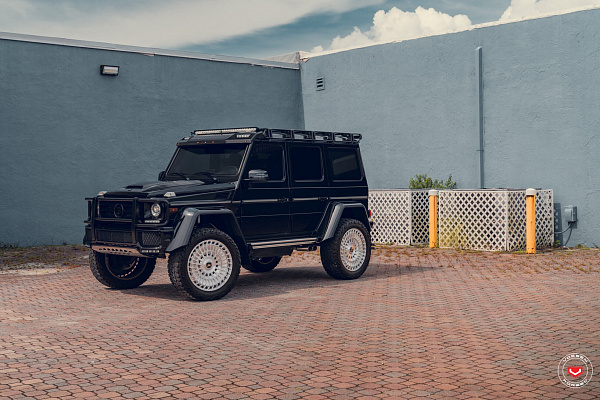 Фото дисков Vossen LC3-13T Белый глянец на Mercedes-Benz G-Class II