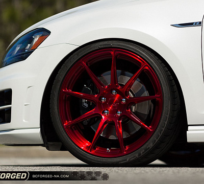 Фото дисков BC Forged RZ39 на Volkswagen Golf VII