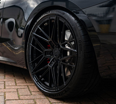 Фото дисков Bola FP1 на BMW 4/M4 (G22/G82)