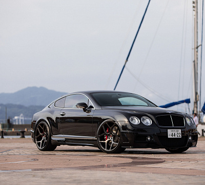 Фото дисков Vossen CG-205 на Bentley Continental GT II