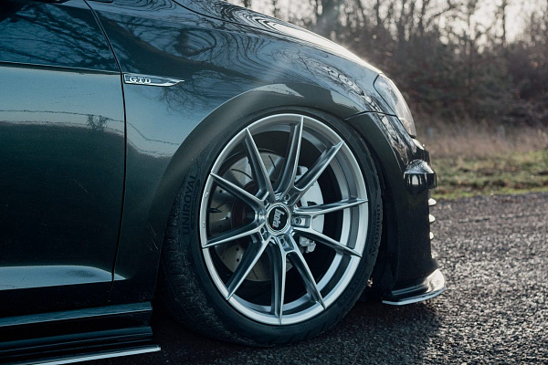 Фото дисков Bola B19 Сатиновый лак на Volkswagen Golf VII