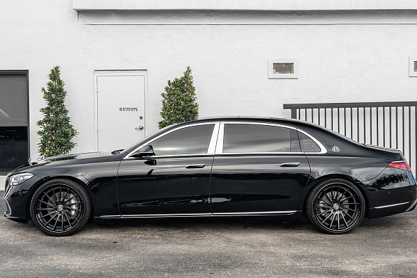 Фото дисков Strasse Wheels SV15T Deep Concave FS Другой цвет на Mercedes-Benz S-Class (W223)