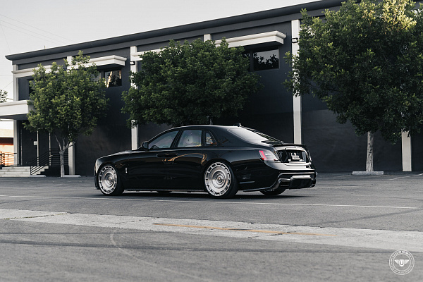 Фото дисков Vossen UV-7 Глянцевый тонированный лак на Rolls-Royce Ghost II