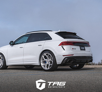 Фото дисков HRE P111SC на Audi Q8