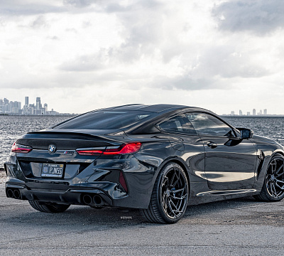 Фото дисков Strasse Wheels SB1 Deep Concave Duoblock на BMW 8/M8