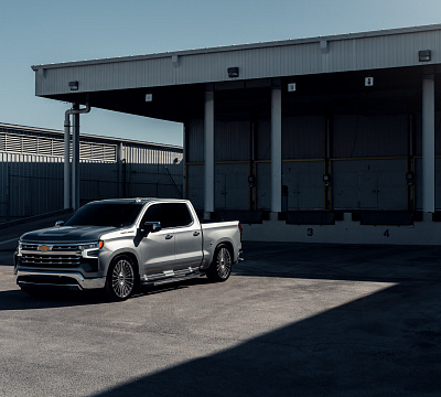 Фото дисков Vossen HF-8 на Chevrolet Silverado IV