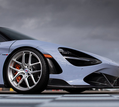 Фото дисков HRE R101 Lightweight на McLaren 720S