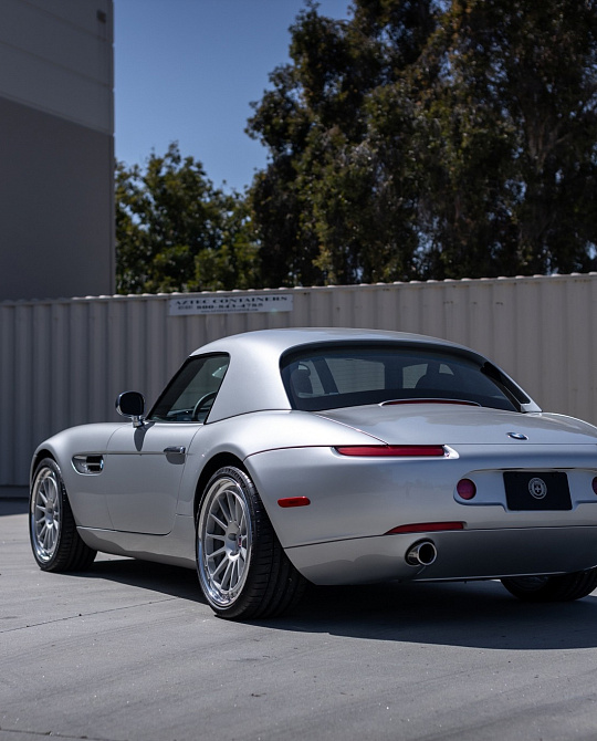 Фото дисков 303 Серебро на BMW Z8