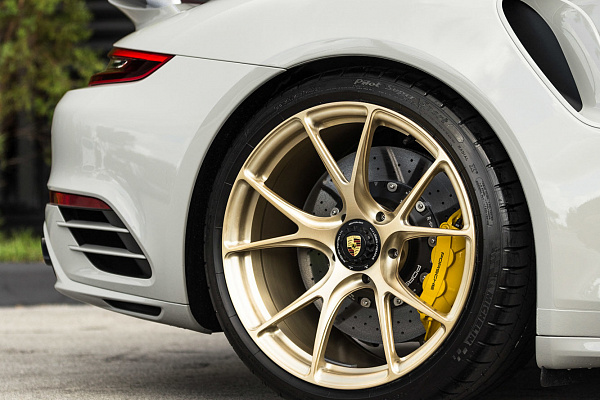 Фото дисков Vossen RS74 Глянцевое золото на Porsche 911 VII