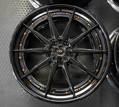 ADV.1 ADV10 Track Spec Advanced Series