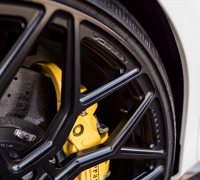 Фото дисков Vossen S17-01 на Ferrari 488