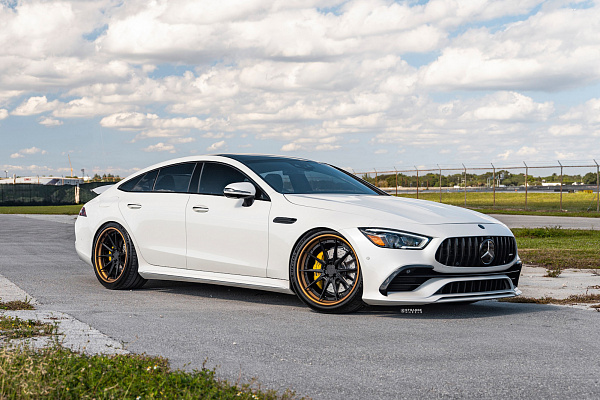 Фото дисков Strasse Wheels SV10M Deep Concave FS Черный сатин на Mercedes-Benz AMG GT I