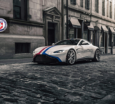 Фото дисков HRE P204 на Aston Martin Vantage 4