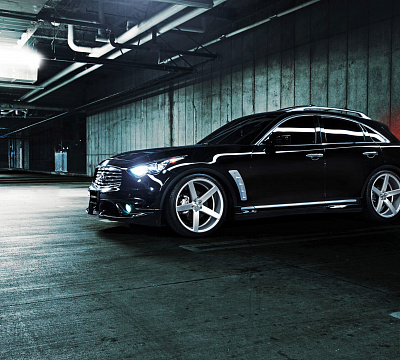 Фото дисков Vossen CV3 на Infiniti FX II