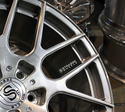 Strasse Wheels SM7 Deep Concave Monoblock
